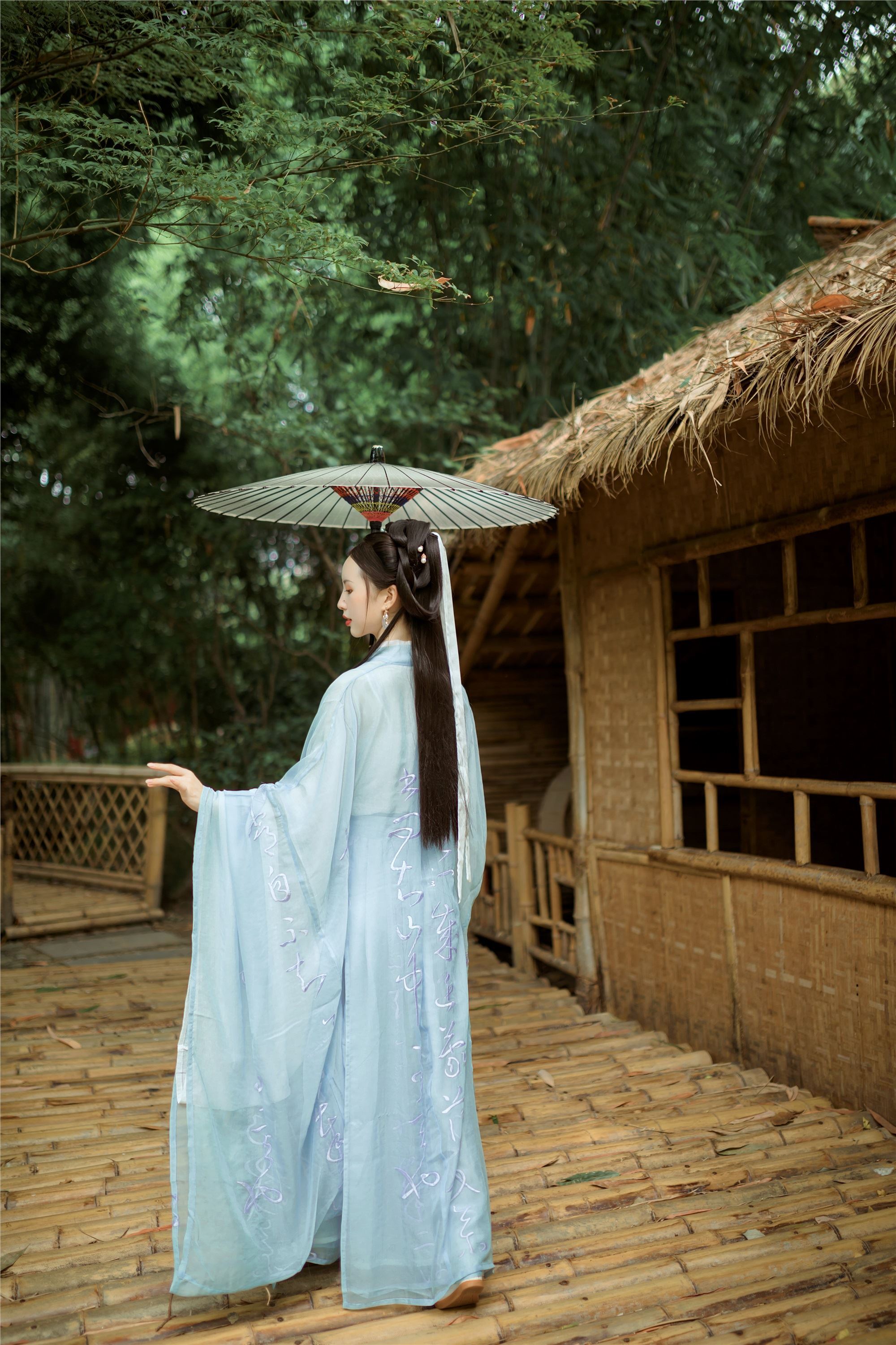 YITUYU艺图语 2021.09.02 偷得浮生半日闲 倩倩